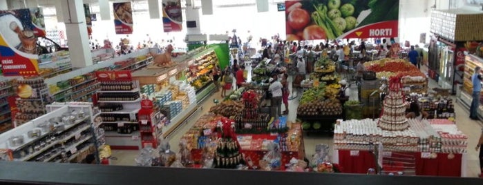 Supermercado Super Giro is one of Tempat yang Disukai Jatniel.