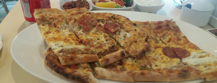 yeni kardeşler arzum pide is one of Bünyamin’s Liked Places.