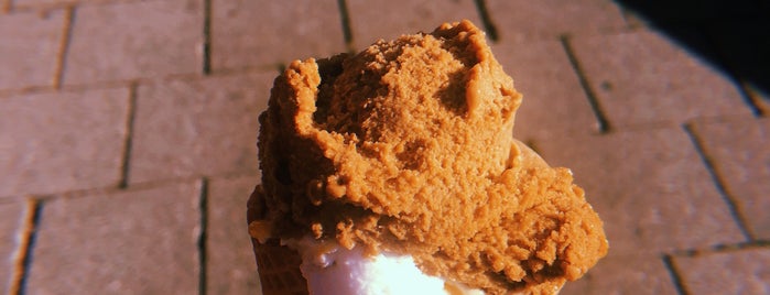 Eiscafe Trampolin - La casa del gelato is one of Dondurma- M.