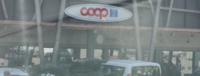 Famiglia Cooperativa-Centro alimentare is one of Beba'nın Beğendiği Mekanlar.