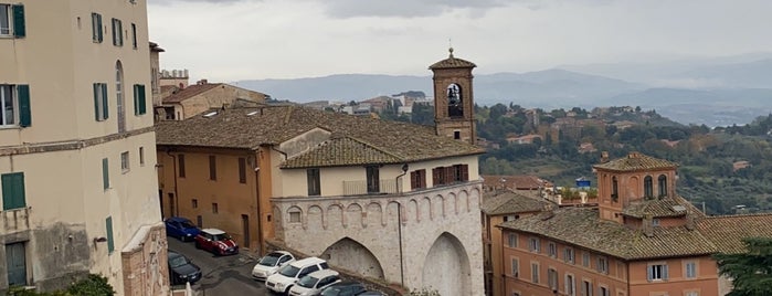 Giardini Carducci is one of Perugia.