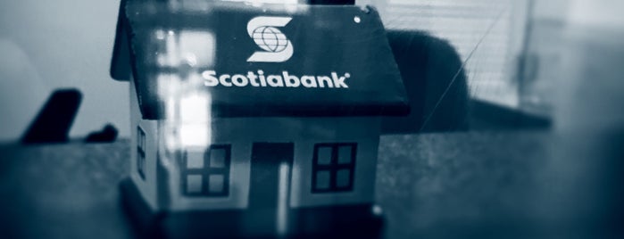 Scotiabank Inverlat is one of Locais curtidos por Carlos.