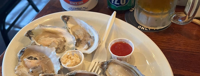 A.J.'S SEAFOOD AND OYSTER BAR is one of New spots.