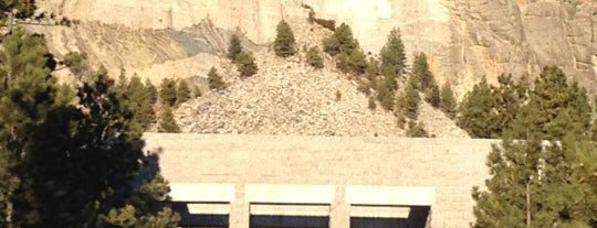 Mount Rushmore National Memorial is one of Places I've been.
