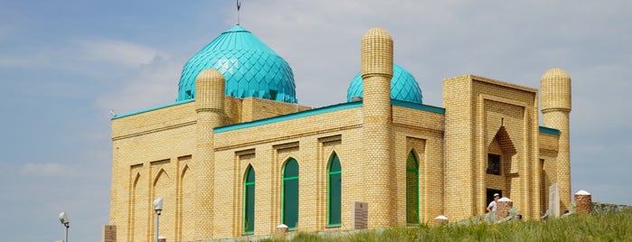 Мавзолей Машхура Жусупа is one of Sacral Places of Kazakhstan.