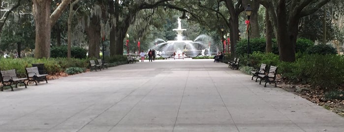 Forsyth Park is one of Savannah, GA, For a Weekend.