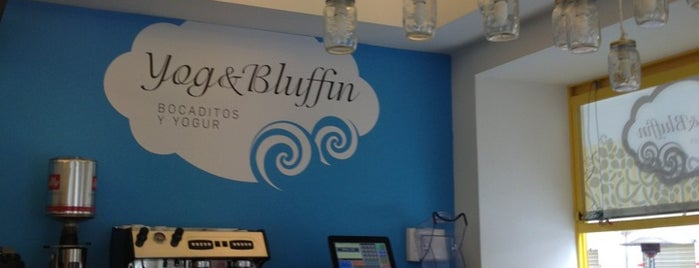 Yog&Bluffin is one of Lugares con encanto.