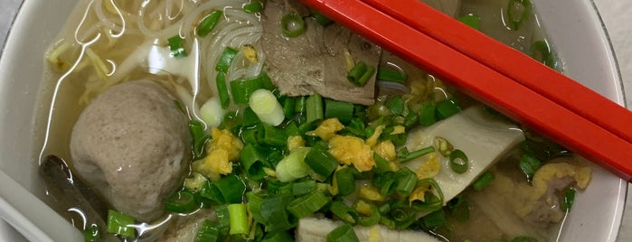 Hủ Tiếu Bò Viên is one of saigon food.