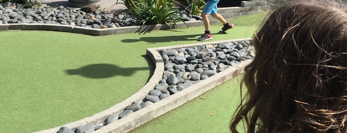 Lilliputt Mini Golf is one of Tempat yang Disukai Ben.