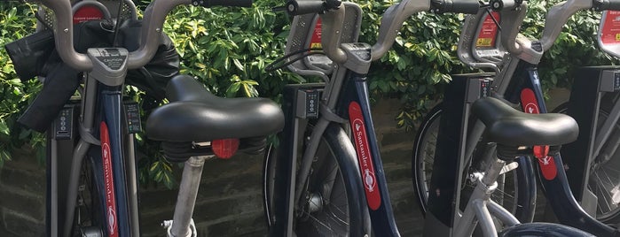 TfL Santander Cycle Hire is one of TfL Barclays Cycle Hire (north of Thames 2).