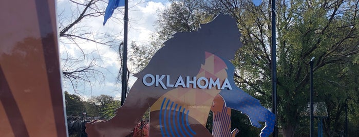 Oklahoma Welcome Center is one of สถานที่ที่ Kimberly ถูกใจ.