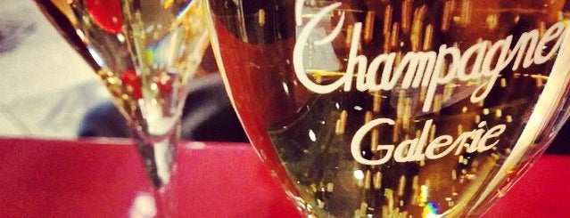Champagner Galerie is one of Posti che sono piaciuti a T.