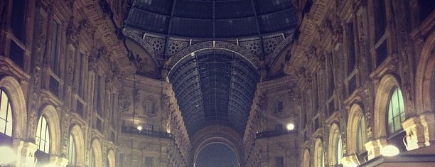 Galleria Vittorio Emanuele II is one of milano.