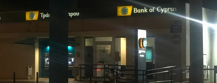 Отделения банков, банкоматы