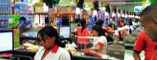 SuperMarket LHAU is one of Tienda de Comestibles en Coro.