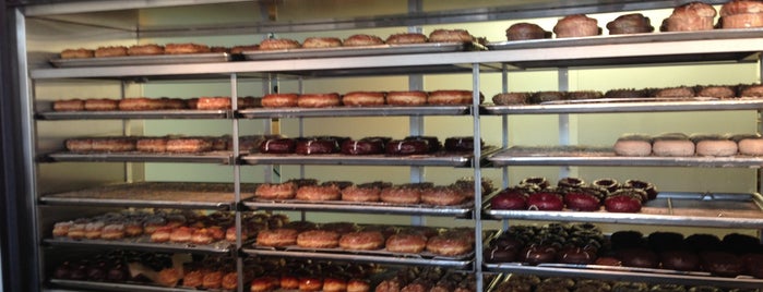 Doughnut Plant is one of NYC Cheat Day Restaurants.