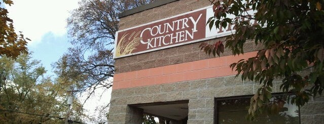 Country Kitchen Bakery is one of Orte, die Judi gefallen.