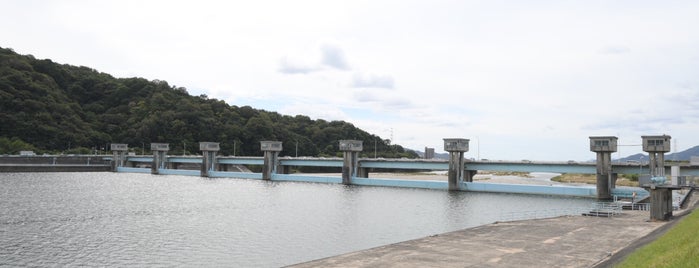 高瀬大橋(高瀬堰) is one of ダムカードを配布しているダム（西日本編）.
