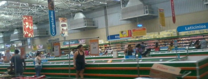 Atacadão Supermercado is one of Lugares legais.