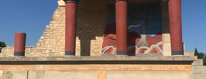 Knossos is one of Tempat yang Disukai Sarah.