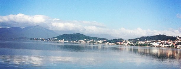 Avenida Beira-Mar is one of Locais curtidos por Vinicius.