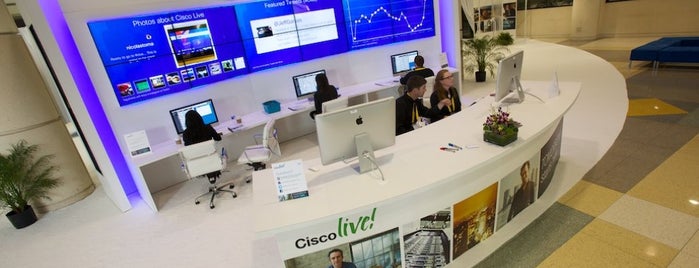 Cisco Live! Social Media Hub #CLUS is one of Lugares favoritos de Ike.