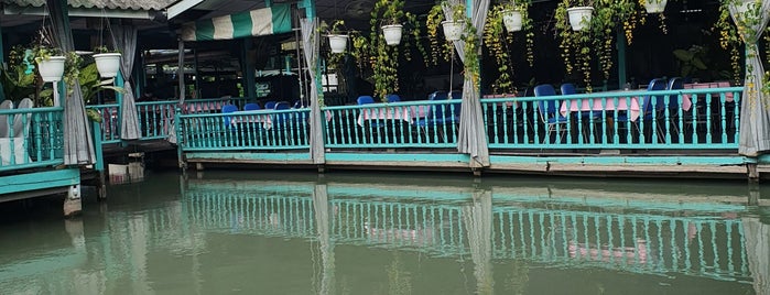 สวนอาหารเรือนแก้ว is one of BKK_Thai Restaurant.