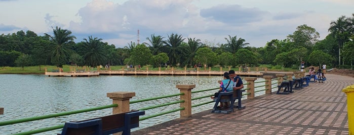 Botanical Garden is one of Activity.