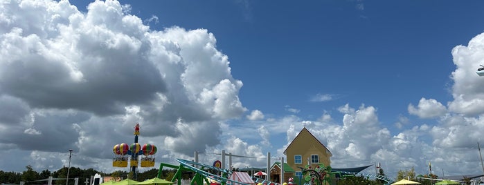Peppa Pig Theme Park is one of Justin : понравившиеся места.