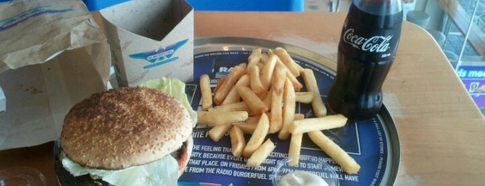 BurgerFuel is one of NZ.