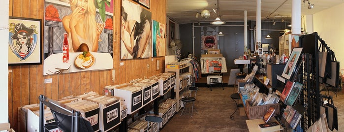 Galerie BBAM! Gallery is one of Vinyl Records.