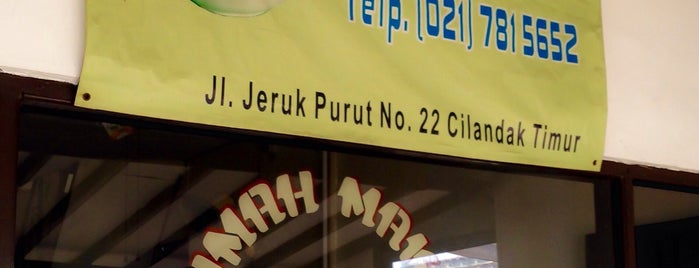 Sop Betawi RM Berkah is one of Guide to Jakarta's best spots.