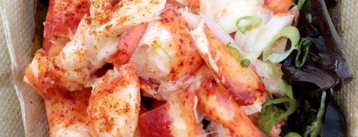Red Hook Lobster Pound is one of Lizzieさんの保存済みスポット.