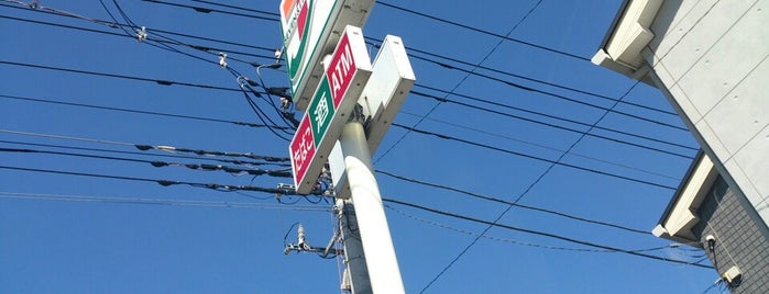 セブンイレブン 千葉柏台店 is one of 東京近辺の駐車場付きコンビニ.