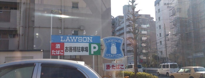 LAWSON is one of 東京近辺の駐車場付きコンビニ.