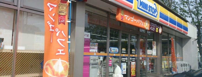 Ministop is one of 東京近辺の駐車場付コンビニ2.