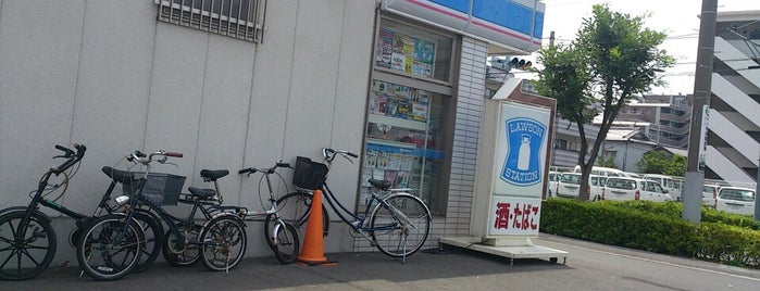 ローソン 西保木間二丁目店 is one of 東京近辺の駐車場付きコンビニ.