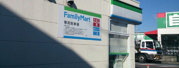 ファミリーマート 市川大洲店 is one of 東京近辺の駐車場付きコンビニ.