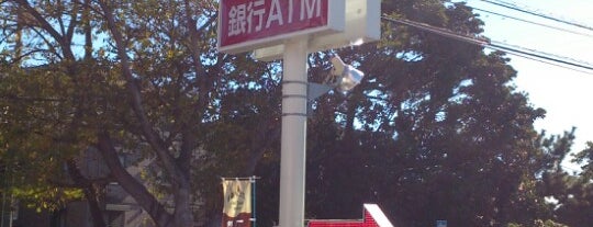 ローソン 戸塚原宿五丁目店 is one of 東京近辺の駐車場付コンビニ2.