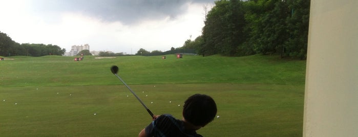 DLF Golf & Country Club is one of Eugenioさんの保存済みスポット.