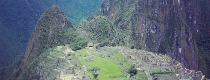 Мачу-Пикчу is one of Perú.