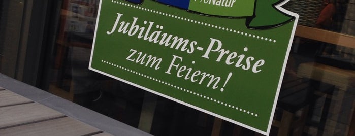bioladen ProNatur is one of สถานที่ที่ Eva ถูกใจ.