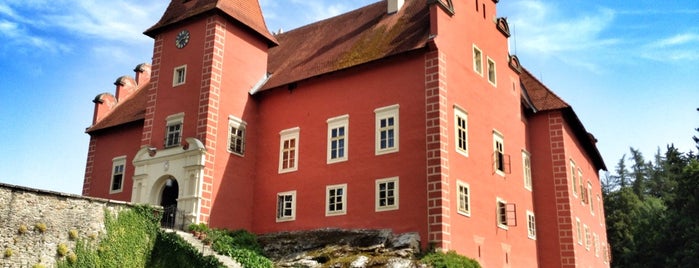 Zámek Červená Lhota is one of World Castle List.