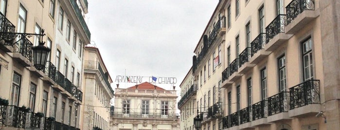 Armazéns do Chiado is one of Lisboa Essentials.