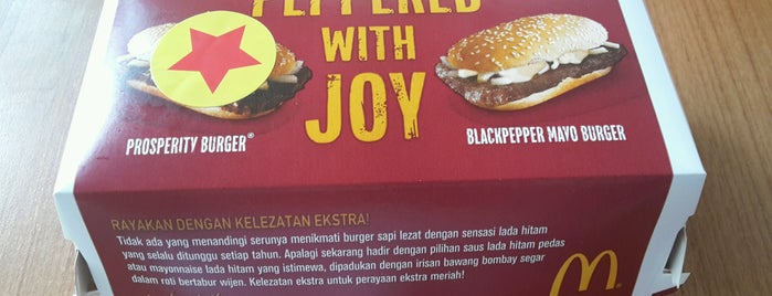 McDonald's is one of Kuliner Bandung.