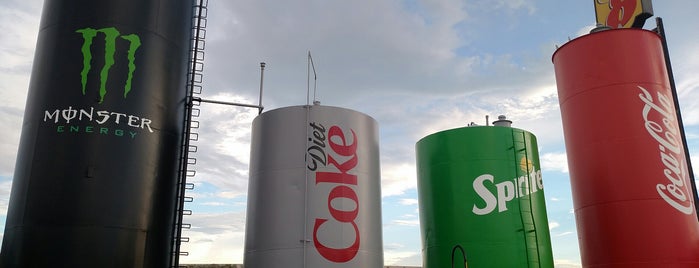 Giant Soda Cans Of Salina is one of southwest.