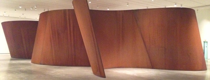 Richard Serra At LACMA is one of Tempat yang Disukai Albert.