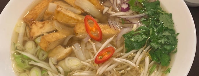 Linh's Vegan Corner is one of Food.