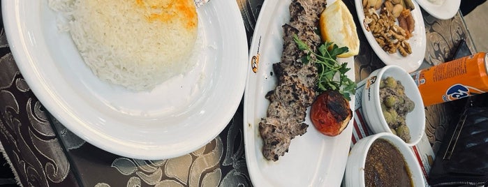 Rezaei Restaurant | رستوران نمونه رضایی is one of Enjoy Rasht!.