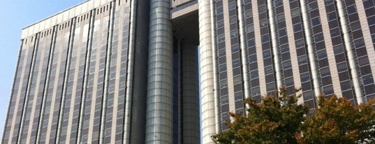 Seoul Central District Court is one of 대한민국 각급 법원.